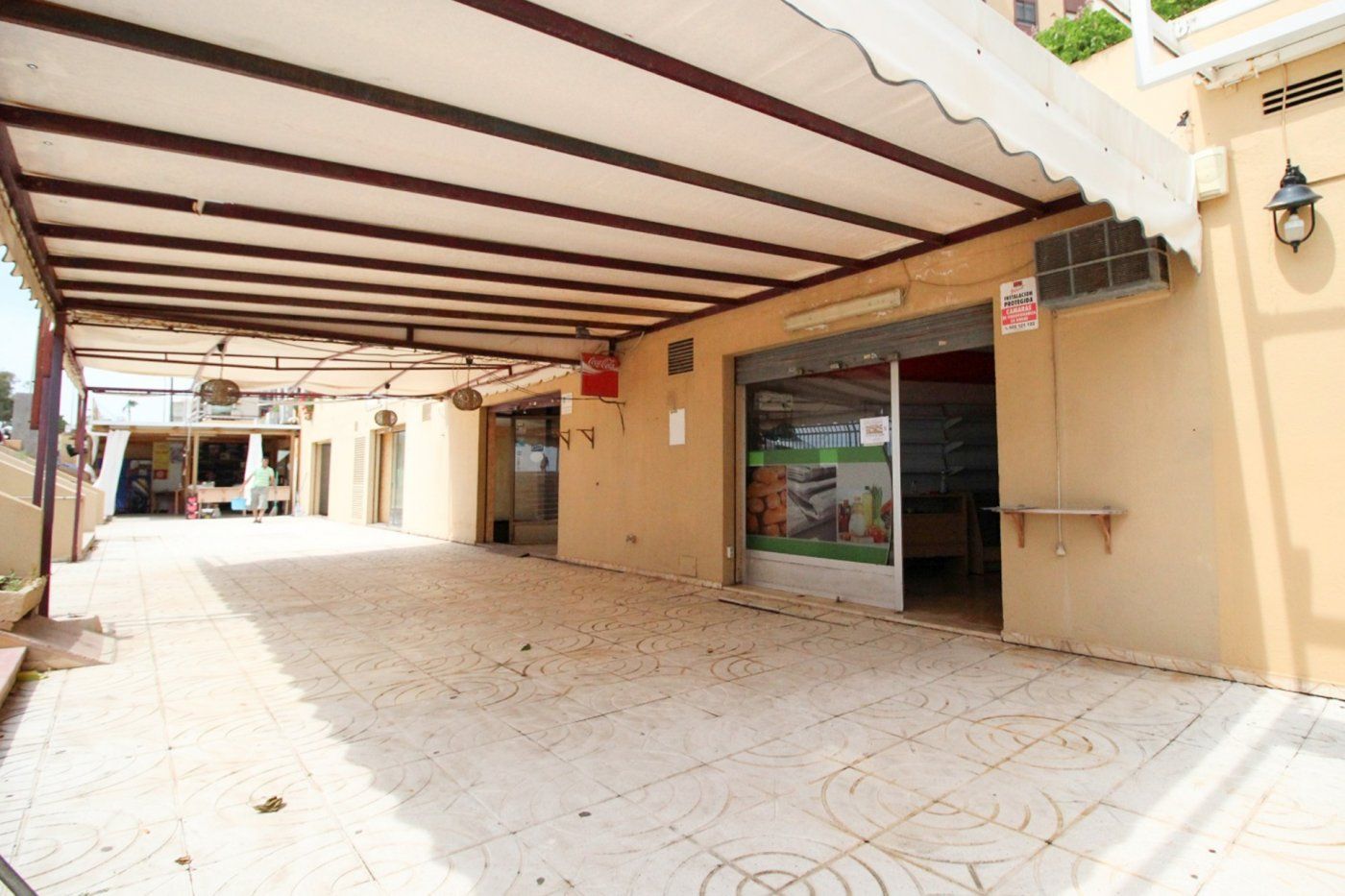 Local en venda en Benicasim / Benicàssim amb Terrassa i Moblat