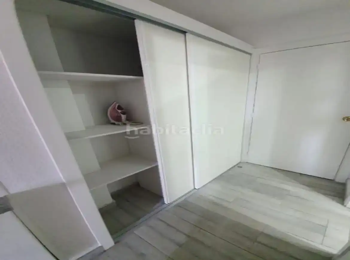 Dormitori de Apartament en venda en Salou amb Aire condicionat, Piscina i Balcó