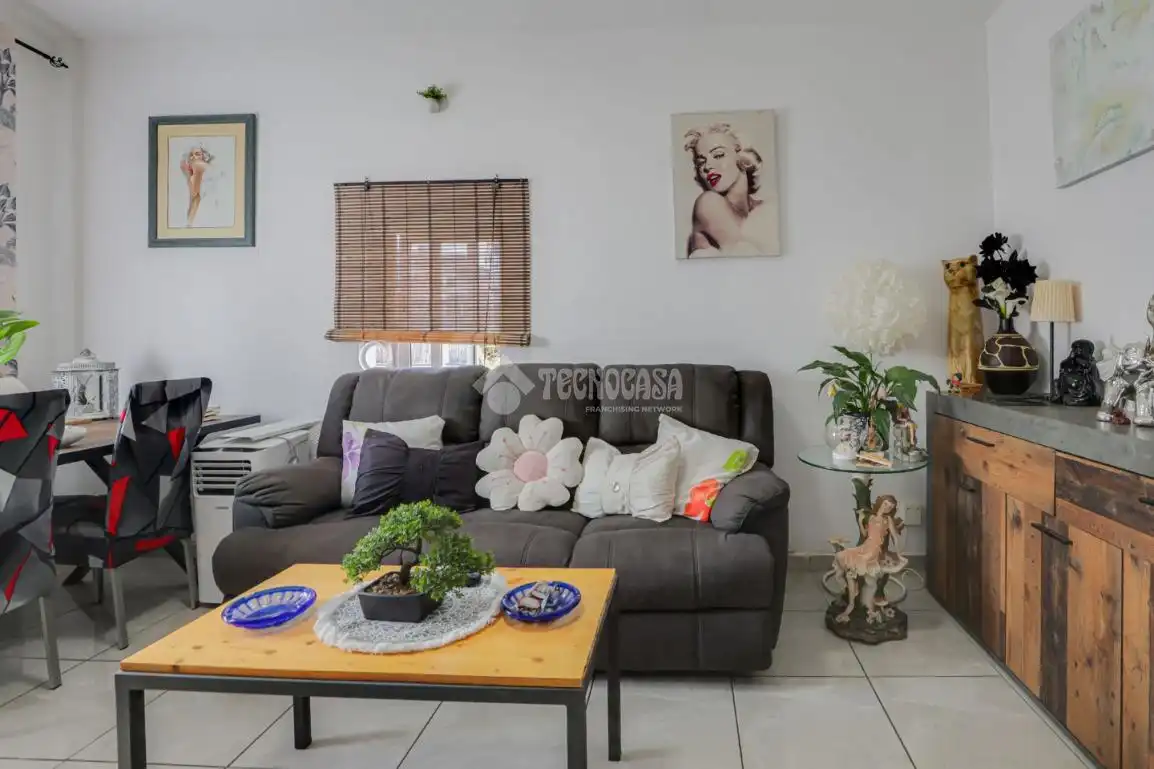 Sala de estar de Piso en venta en Montcada i Reixac con Terraza