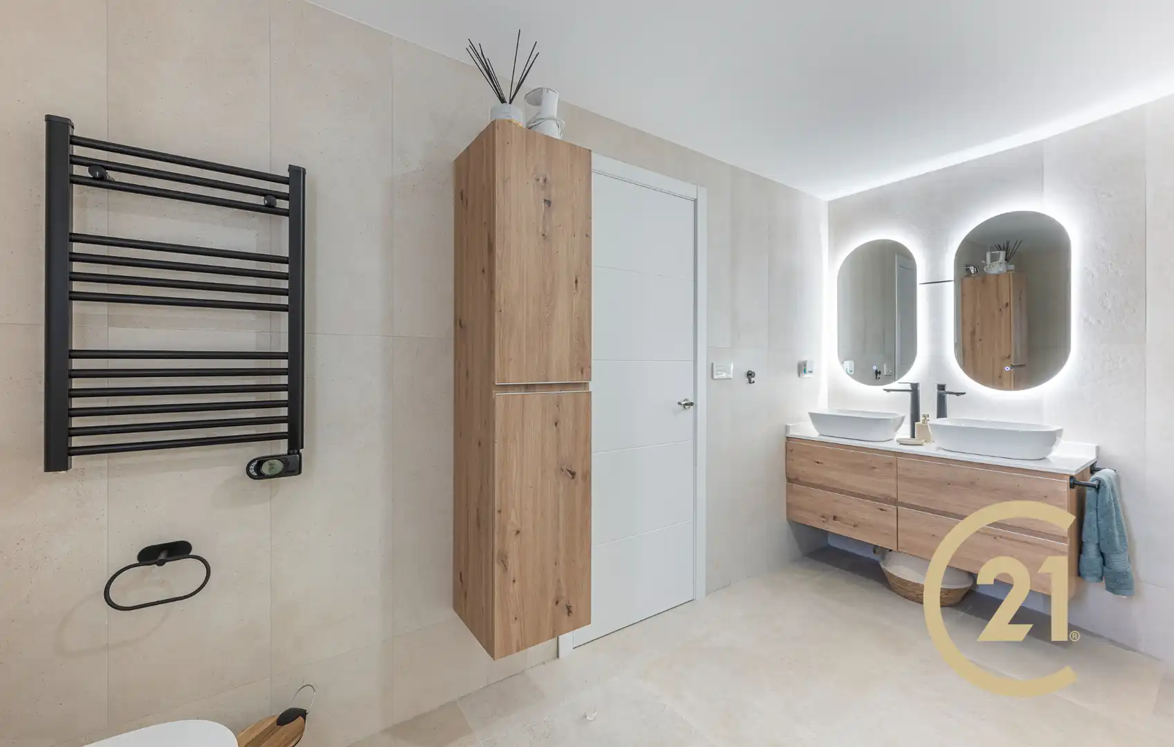 Bany de Casa o xalet en venda en Viñuela amb Jardí privat, Terrassa i Traster