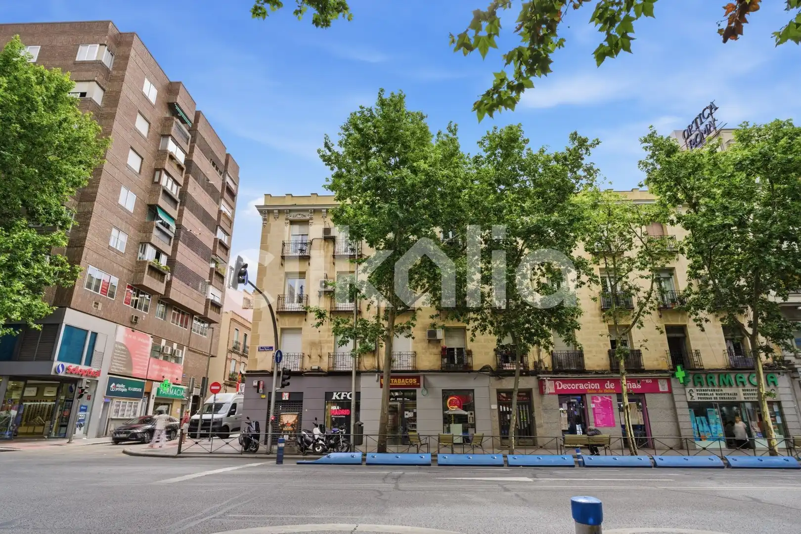 Außenansicht von Wohnung zum Verkauf in Madrid mit Klimaanlage, Heizung und Terrasse