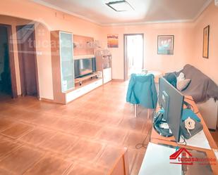 Living room of House or chalet for sale in  Córdoba Capital  with Air Conditioner, Heating and Storage room