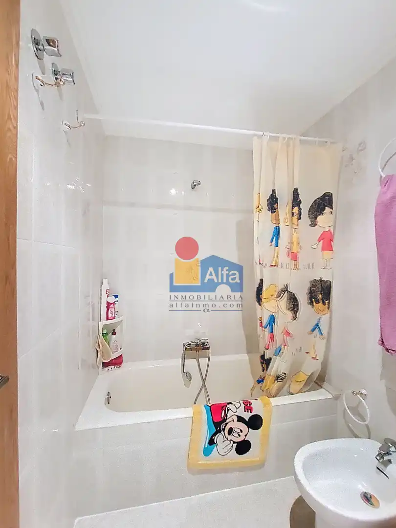 Bathroom of Flat for sale in Picassent  with Air Conditioner and Balcony