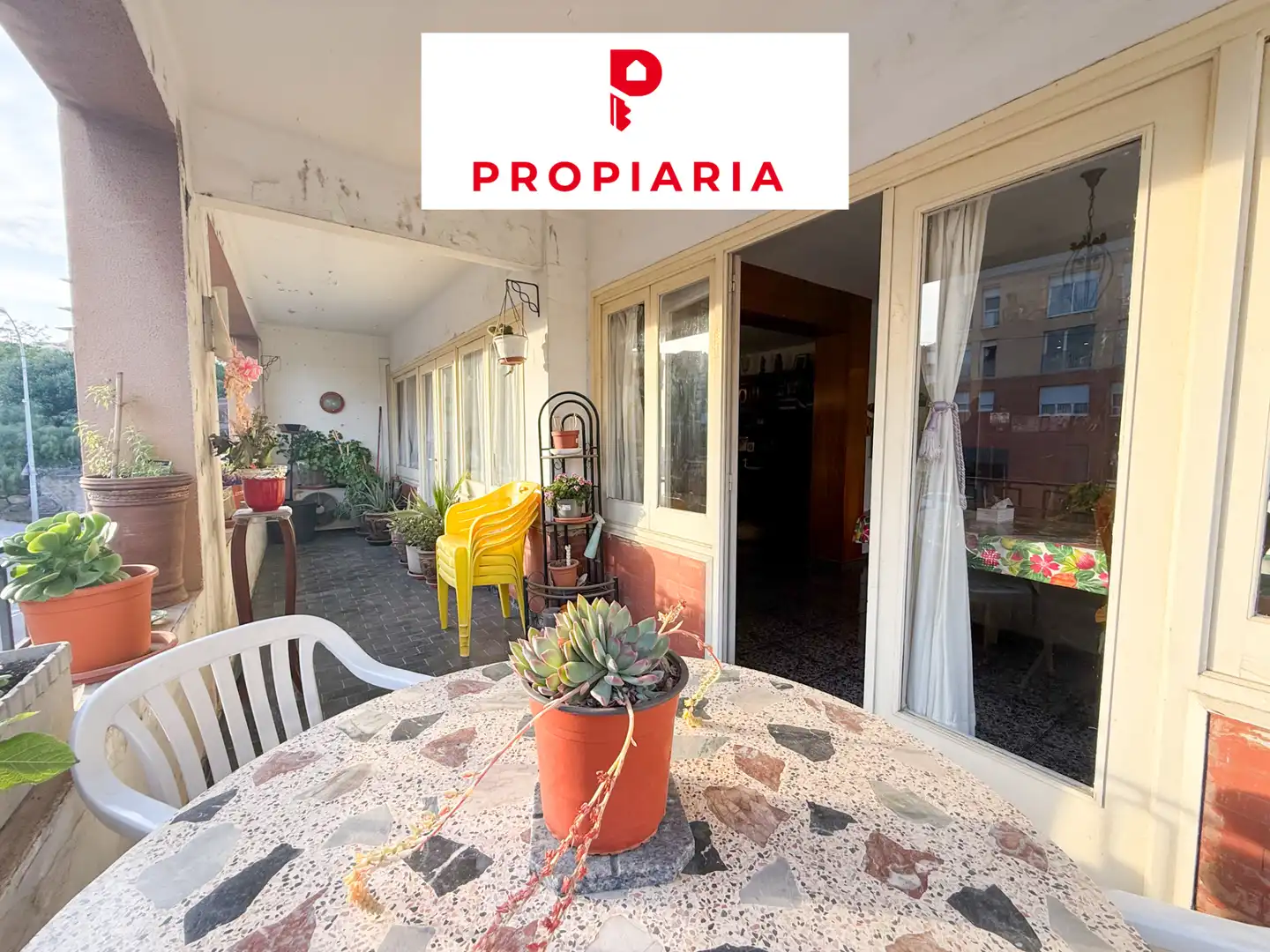 Vista exterior de Casa o chalet en venta en Sant Vicenç Dels Horts con Aire acondicionado, Calefacción y Terraza