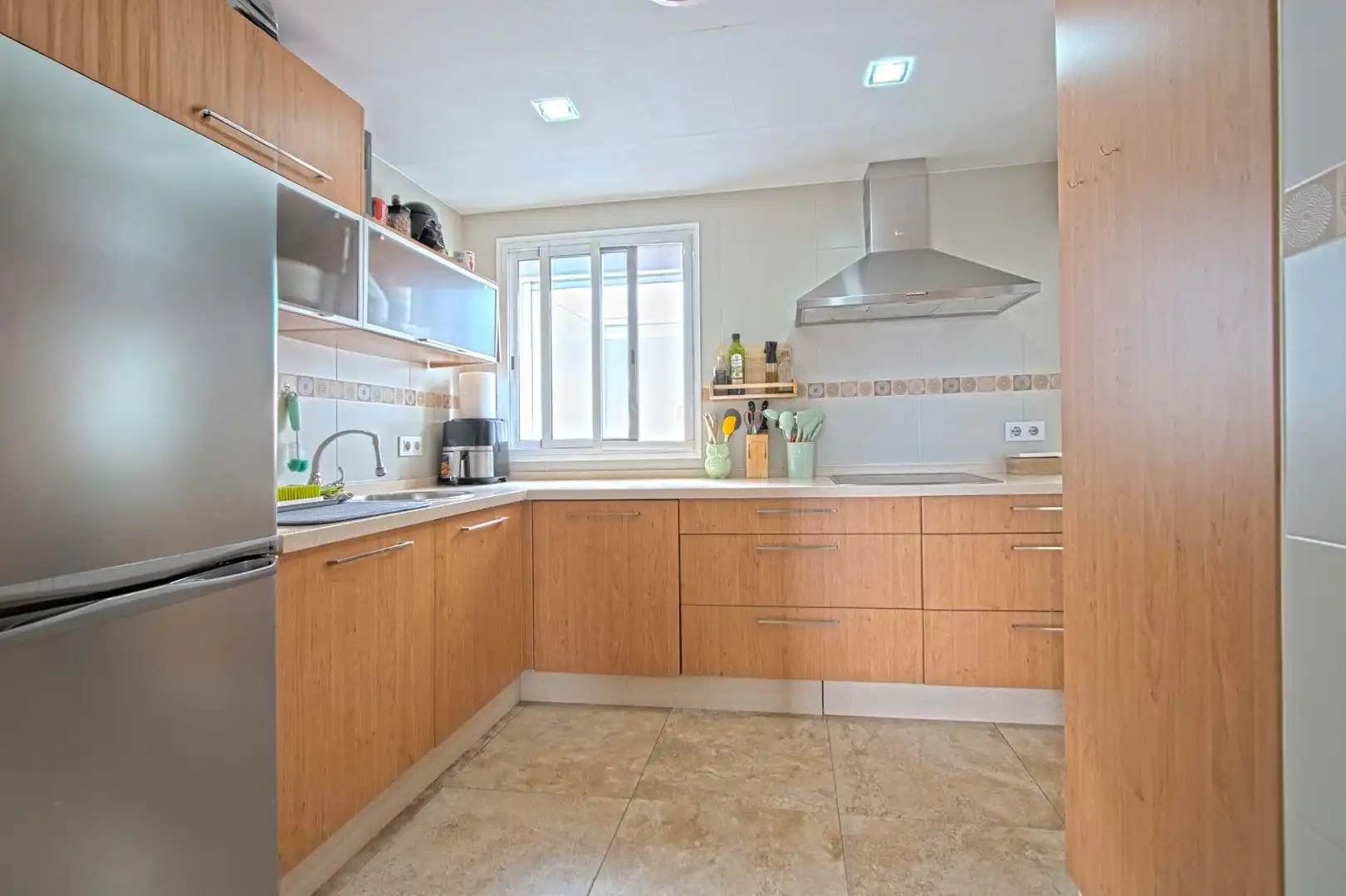 Cocina de Dúplex en venta en Sevilla con Aire acondicionado, Calefacción y Terraza