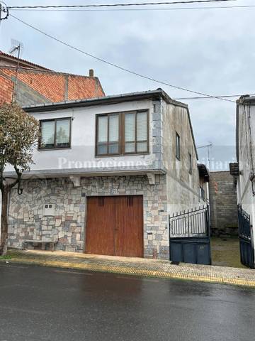 Casa-chalet en Venta en Oímbra