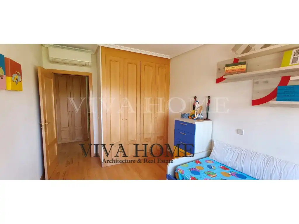 Bedroom of Houses for sale in Parla