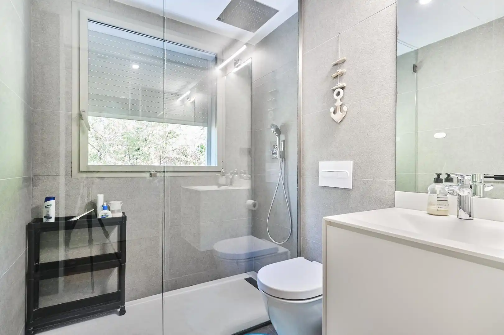 Baño de Casa o chalet en venta en Barcelona con Piscina comunitaria