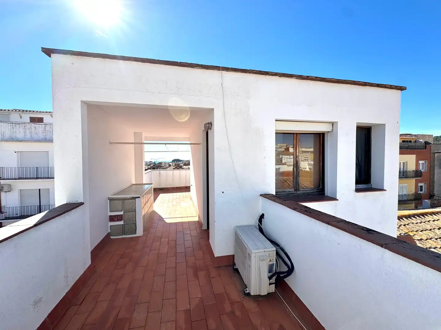 Reihenhaus mit Balkon zum Verkauf in Carrer de Santa Magdalena, imagen 26