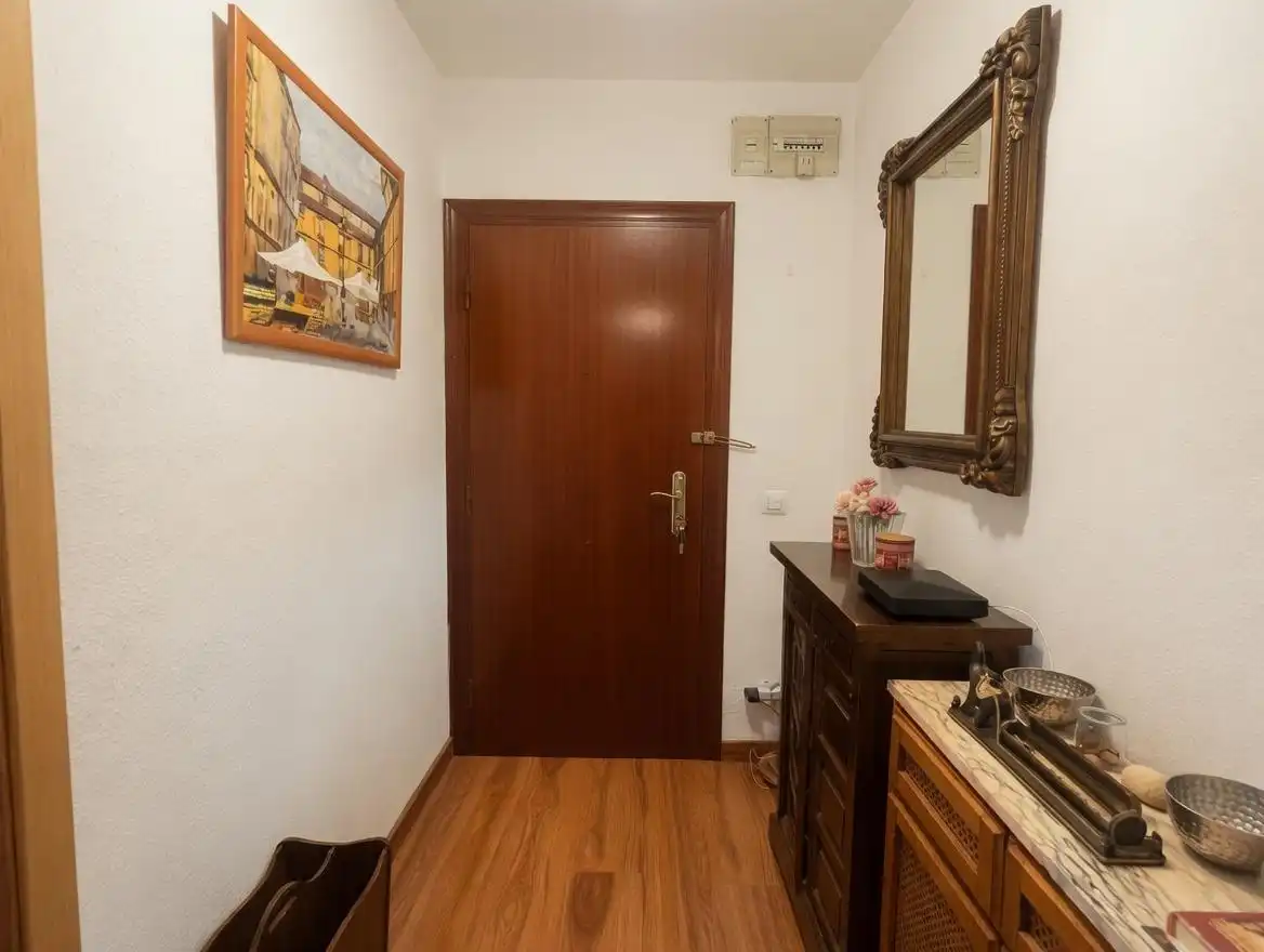 Piso en venta en Oviedo  con Calefacción