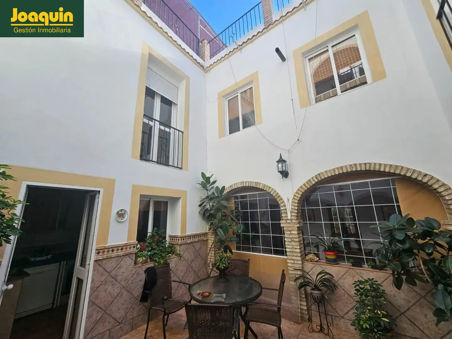 Casa amb terrassa en venda a Centro, imagen 2