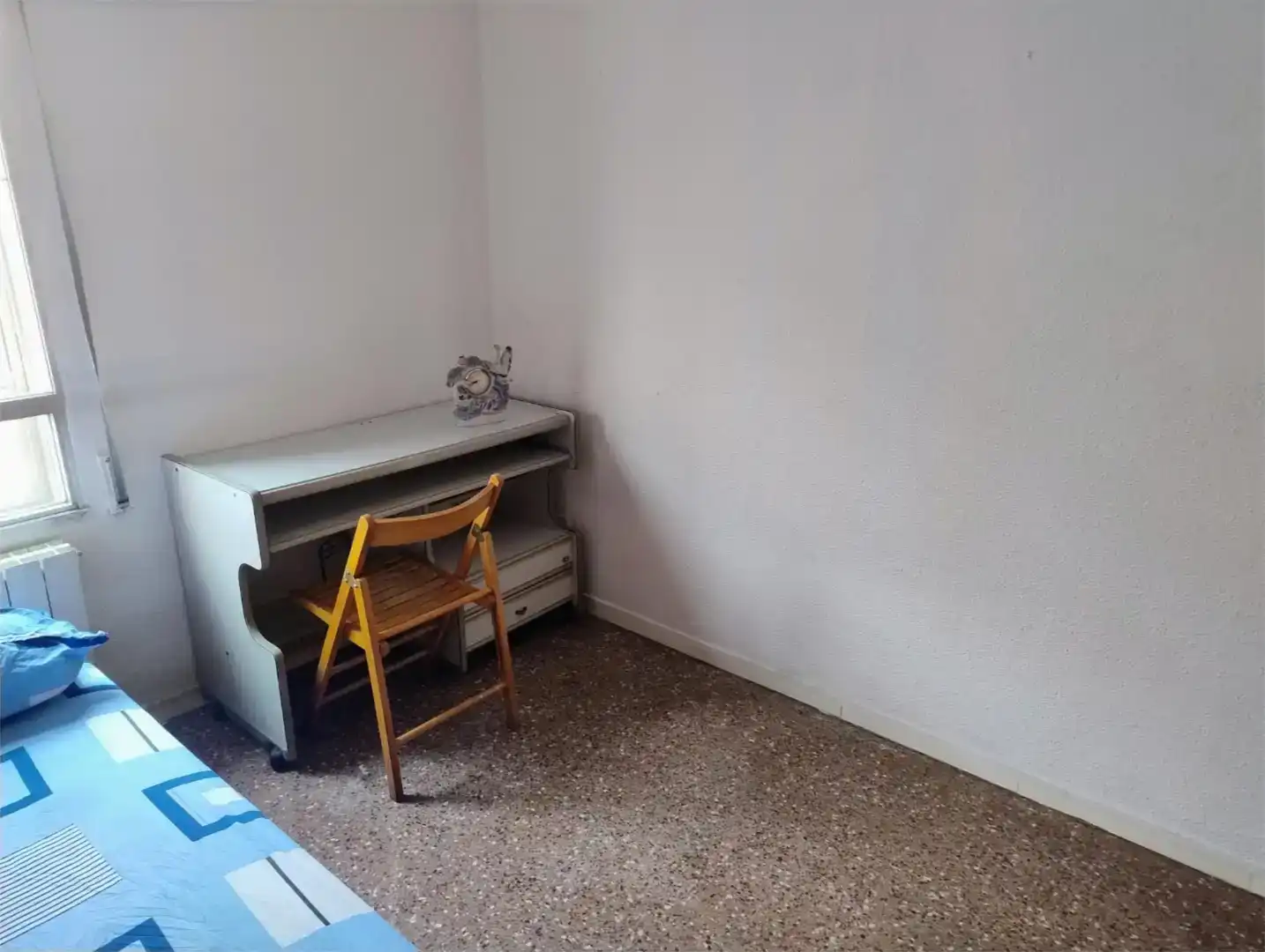 Habitación de Piso de alquiler en Madrid con Amueblado
