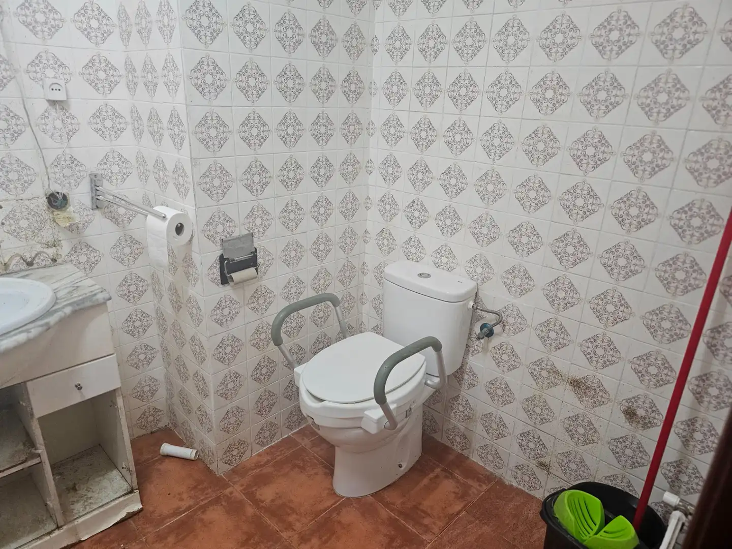 Badezimmer von Wohnung zum Verkauf in Toledo mit Klimaanlage, Heizung und Terrasse