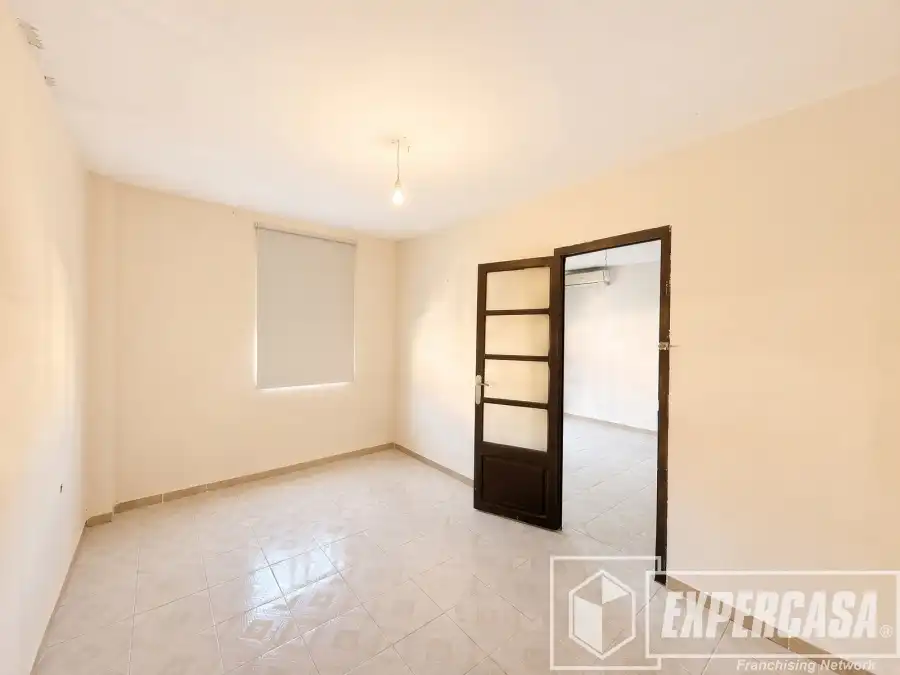 Flat for sale in Pobles de l'Oest, imagen 6