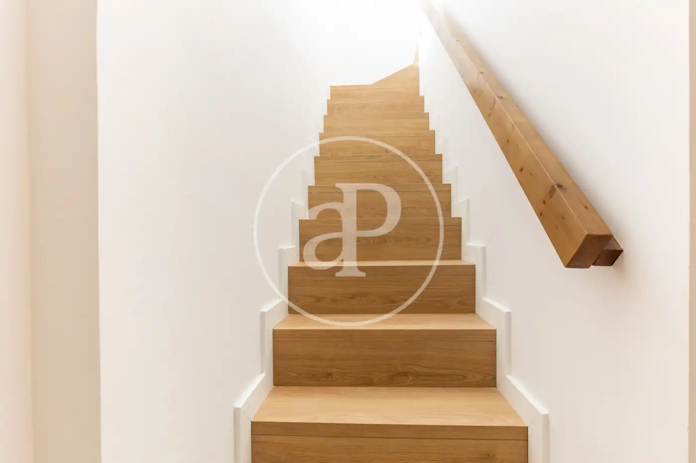 Flat for sale in Sant Cugat del Vallès  with Air Conditioner, Heating and Storage room