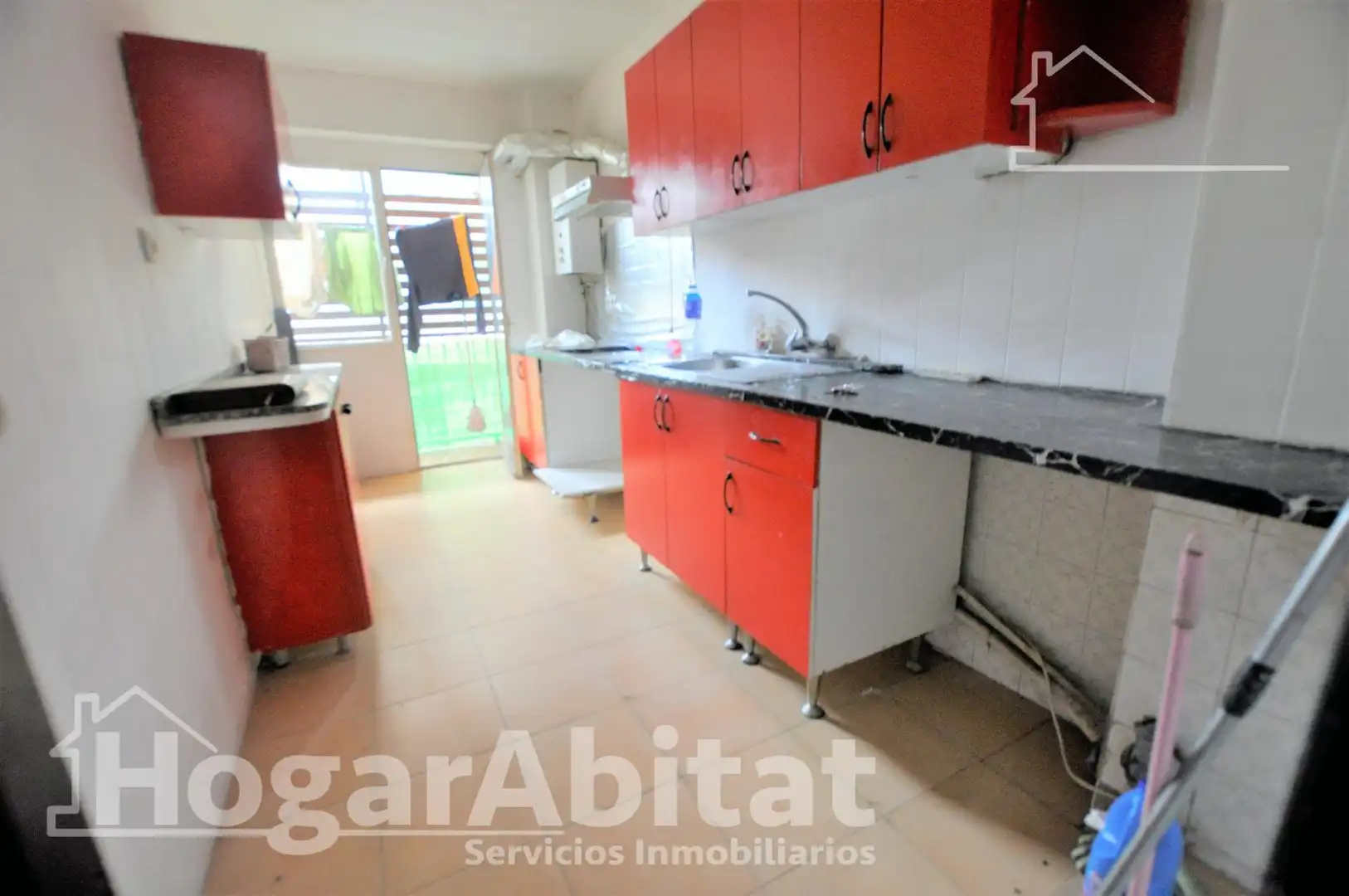 Kitchen of Flat for sale in Mislata  with Balcony