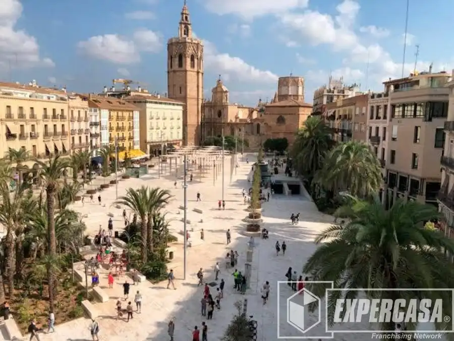 Vista exterior de Piso en venta en Valencia con Aire acondicionado, Parquet y Terraza
