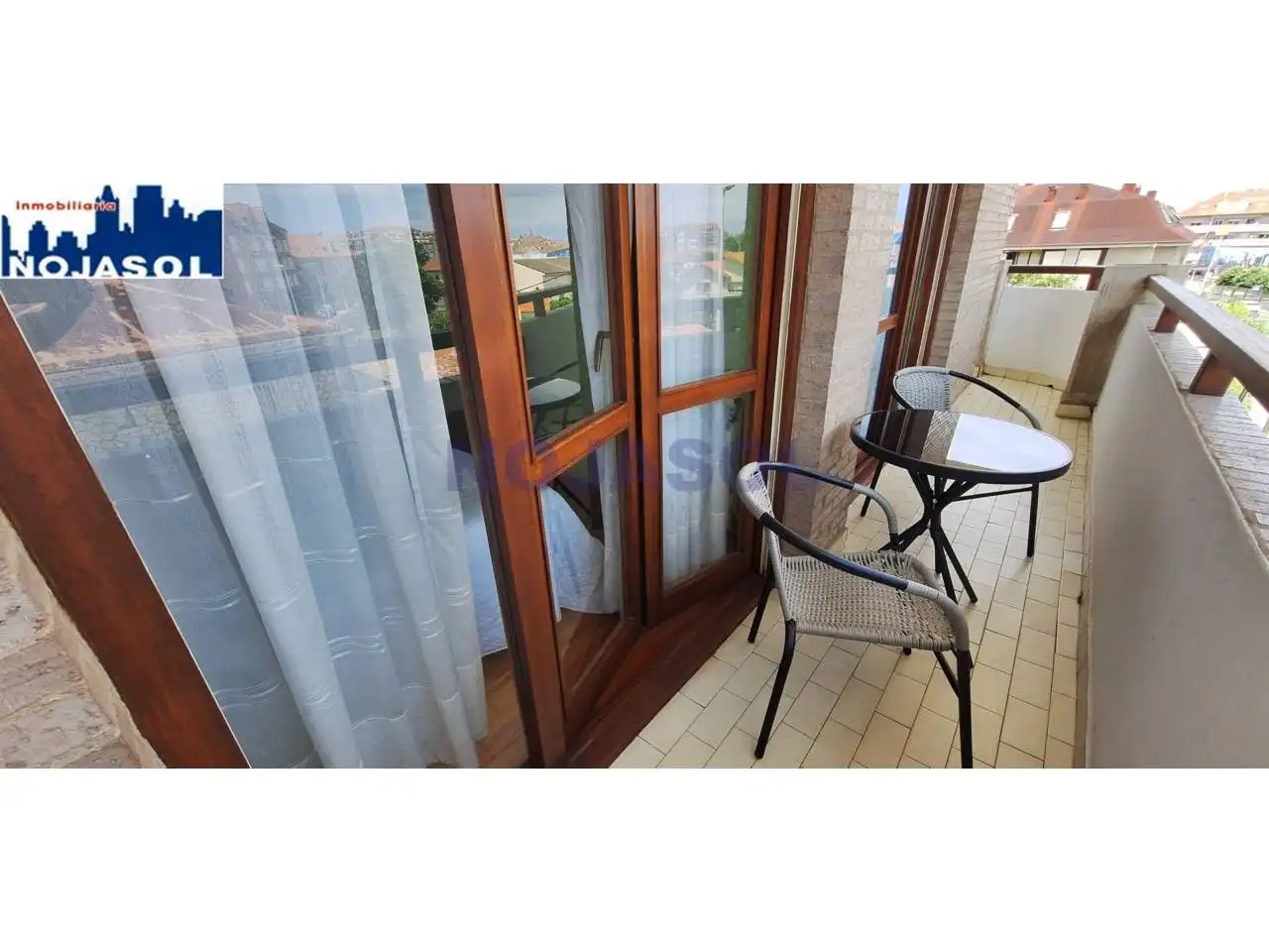 Terraza de Piso de alquiler en Noja con Terraza y Amueblado