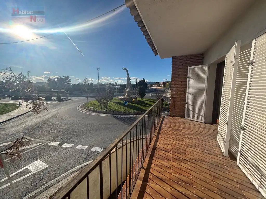 Vista exterior de Casa o chalet en venta en Llorenç del Penedès