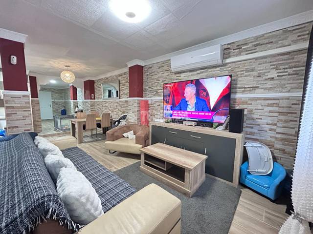 Casa adosada en Venta en Poble Nou