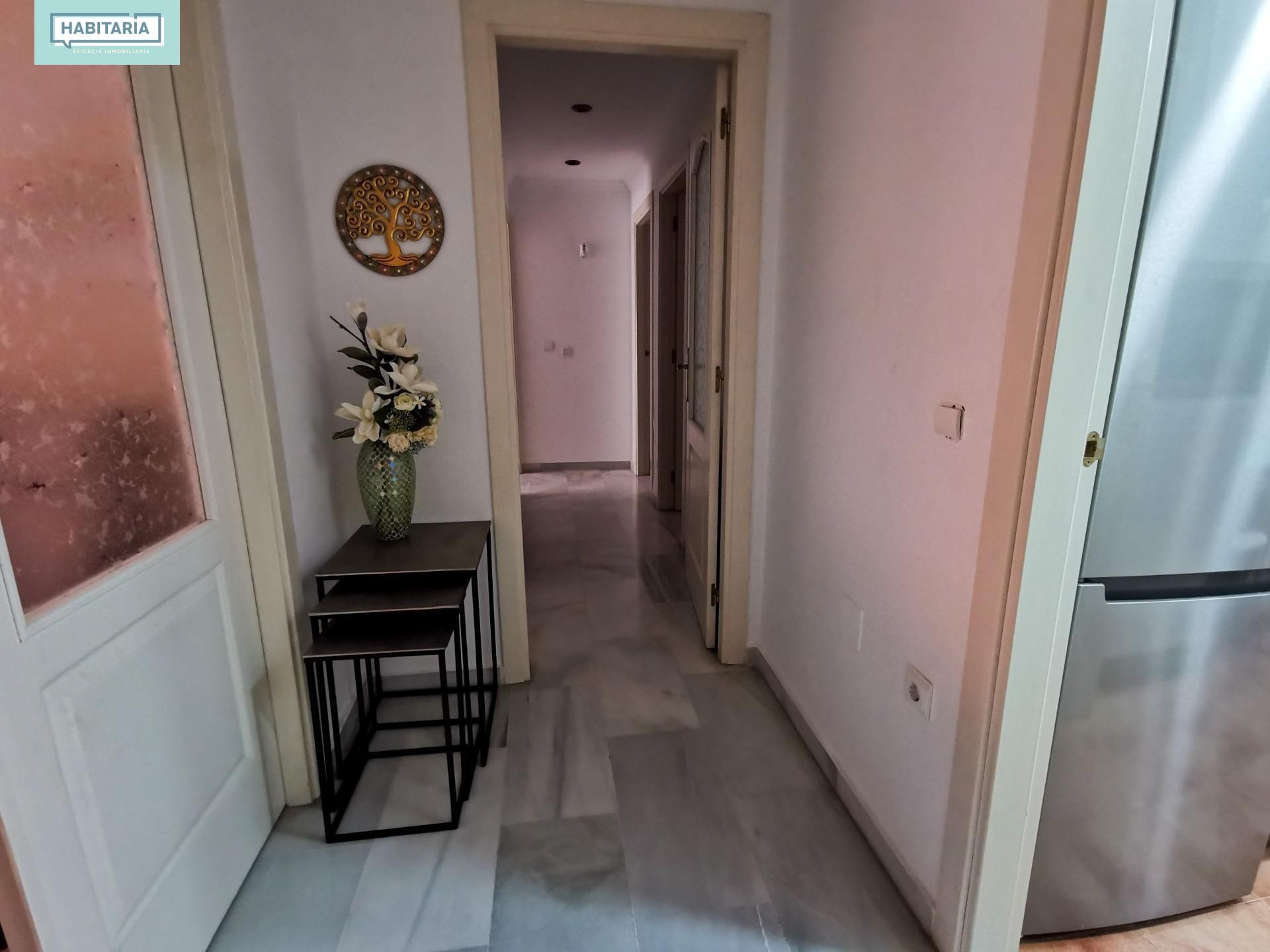 Flat for sale in Avenida ROSALEDA, La Goleta - San Felipe Neri, Centro, Málaga Capital