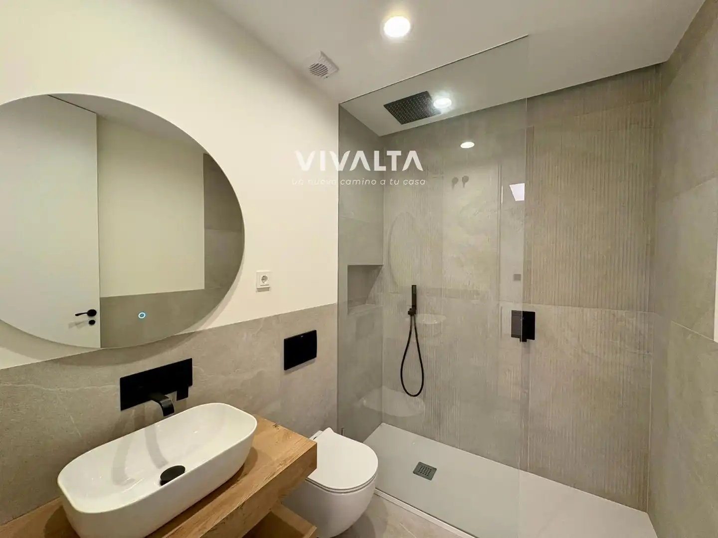 Badezimmer von Maisonette zum Verkauf in Madrid mit Klimaanlage, Heizung und Haustechnik