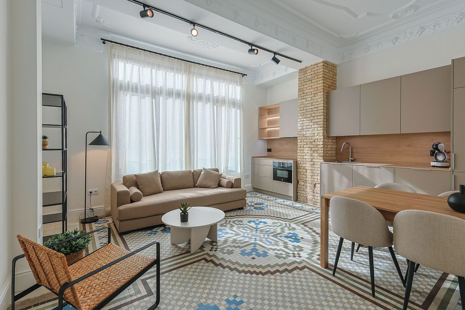 Sala d'estar de Apartament de lloguer en  Valencia Capital amb Aire condicionat, Calefacció i Moblat