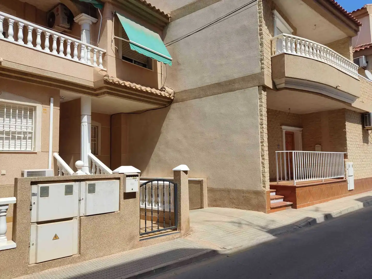 Vista exterior de Garaje en venta en San Pedro del Pinatar