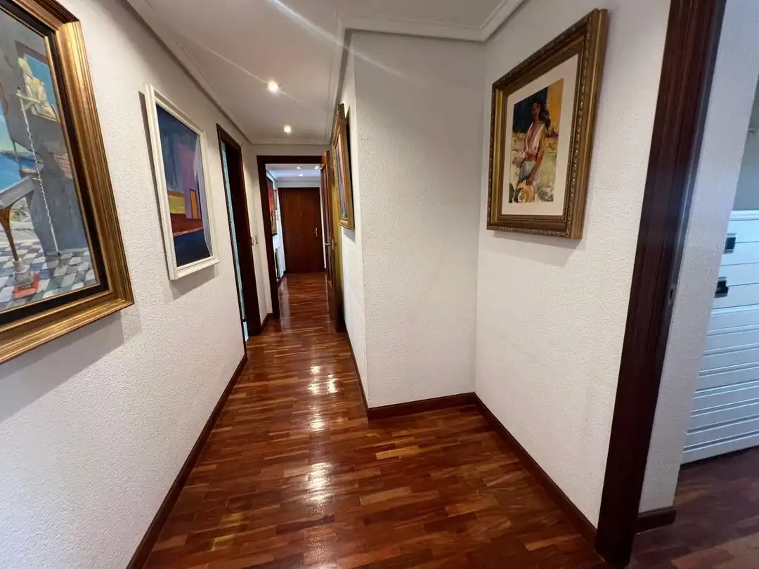 Piso en venta en Vitoria - Gasteiz con Calefacción, Trastero y Amueblado