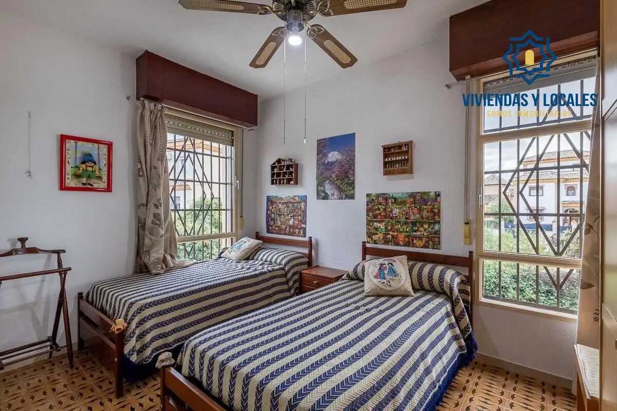 Casa con terrazza in vendita a Avenida HUETOR VEGA, imagen 21