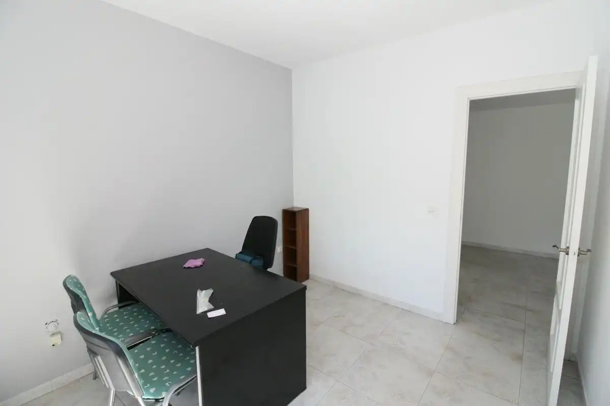 Oficina de alquiler en Arenas de San Pedro