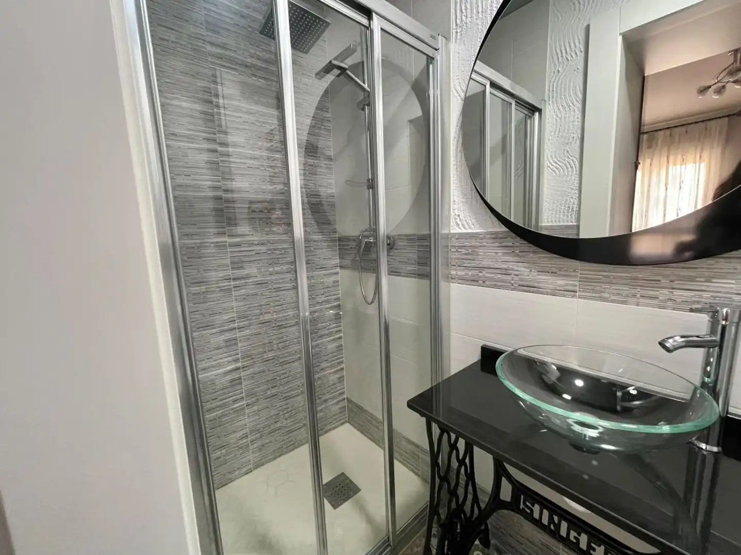 Badezimmer von Wohnung zum Verkauf in Valdepeñas mit Heizung, Terrasse und Balkon
