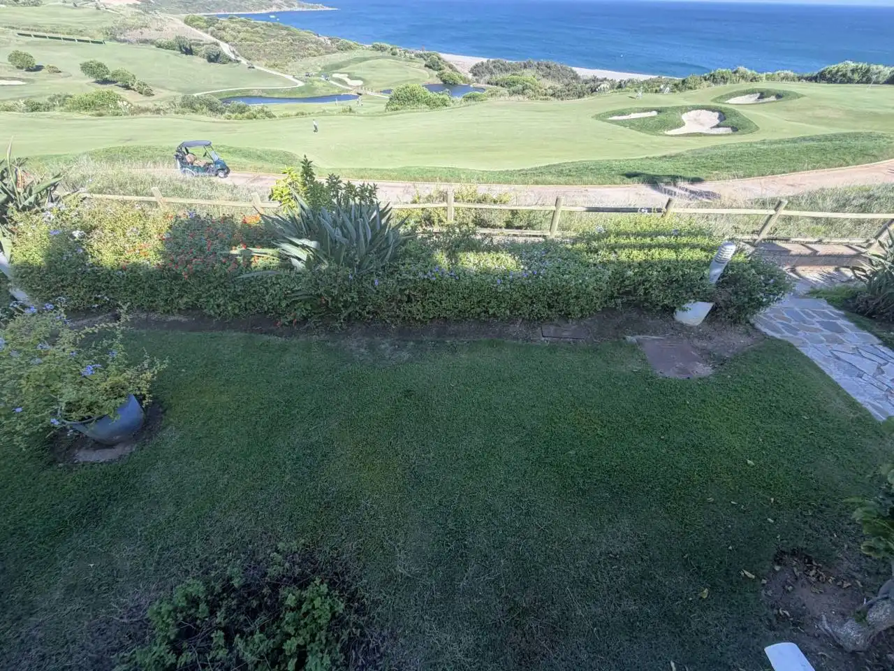 Detached homes for rent in La Alcaidesa  with Air Conditioner, Terrace and Furnished