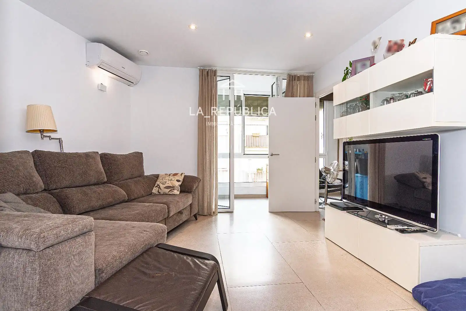 Sala d'estar de Àtic en venda en Mataró amb Aire condicionat, Calefacció i Terrassa