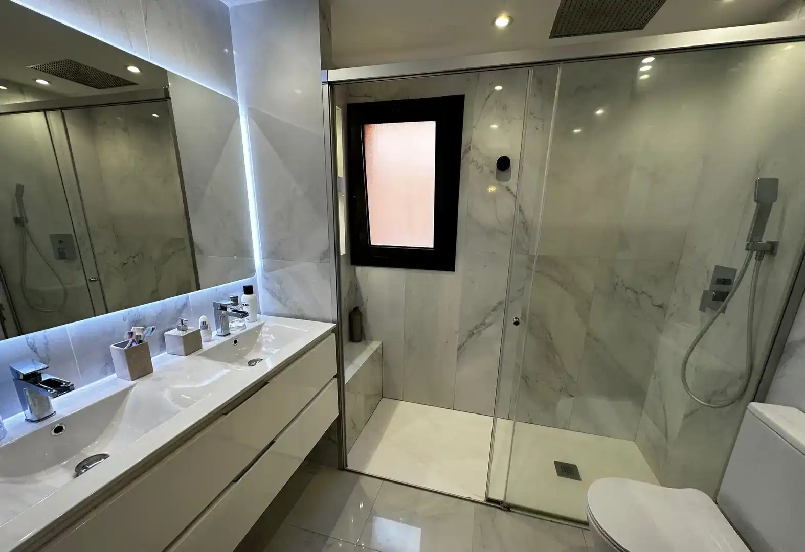 Baño de Ático en venta en Gavà con Aire acondicionado y Piscina
