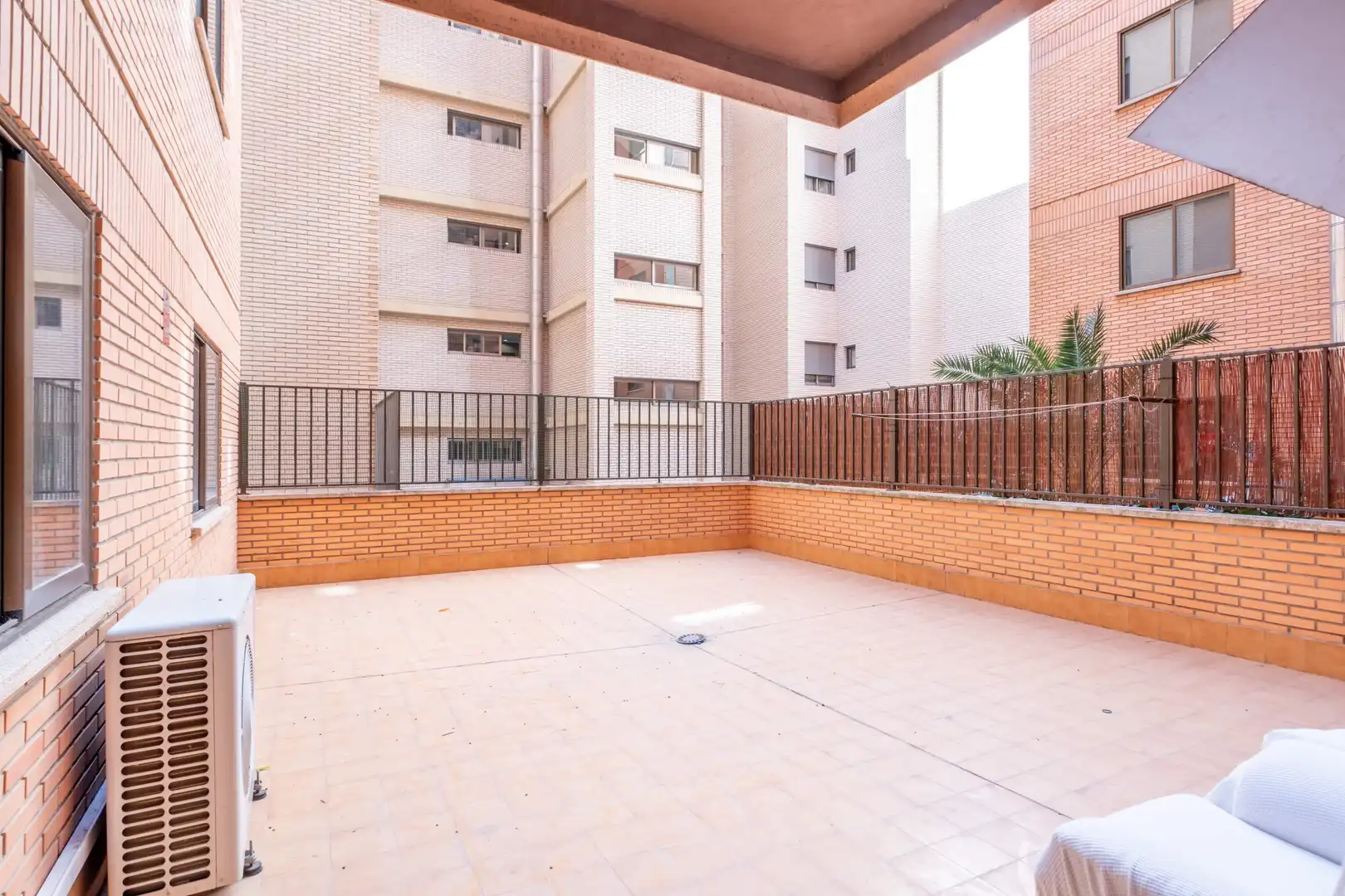 Terrace of Flat for sale in Zaragoza  with Air Conditioner, Heating and Parquet flooring