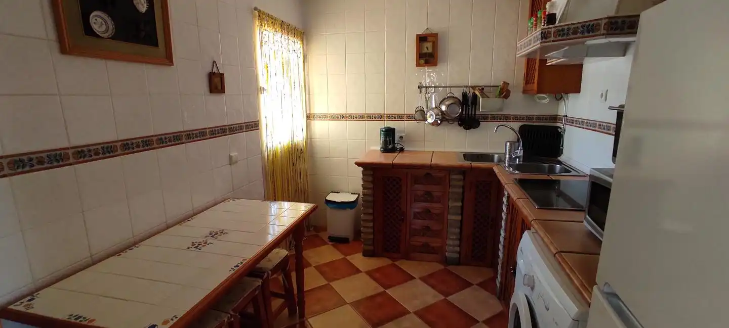 Cocina de Casa o chalet en venta en Chiclana de la Frontera con Aire acondicionado, Jardín privado y Terraza