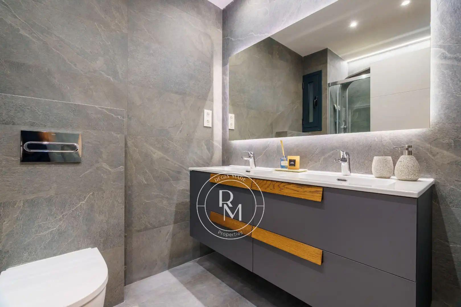 Baño de Piso en venta en Sitges con Aire acondicionado, Calefacción y Parquet