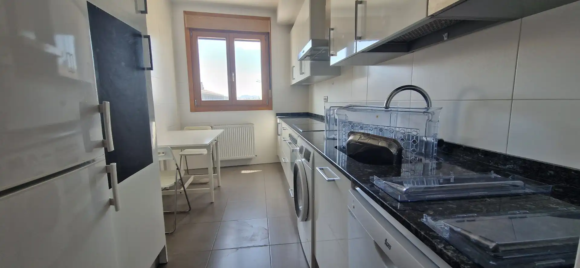 Cocina de Piso en venta en Aranguren con Calefacción, Parquet y Trastero