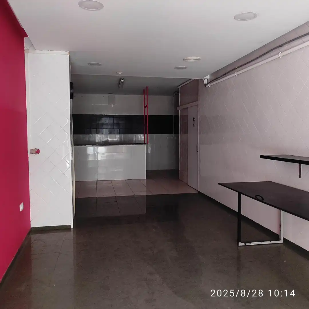 Local comercial en venta en Carrer de Numància, imagen 5