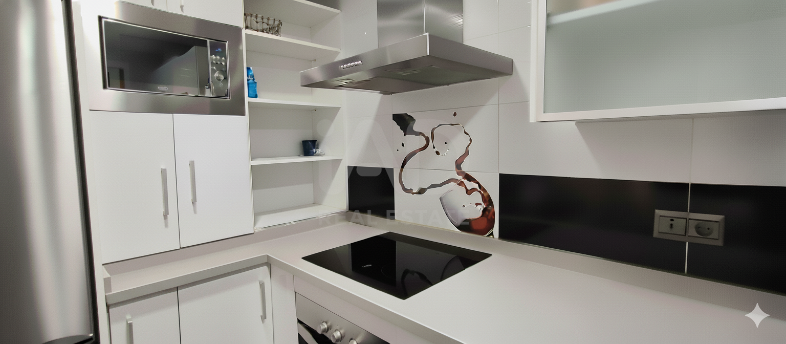 Kitchen of Flat for sale in Rincón de la Victoria  with Air Conditioner, Heating and Terrace