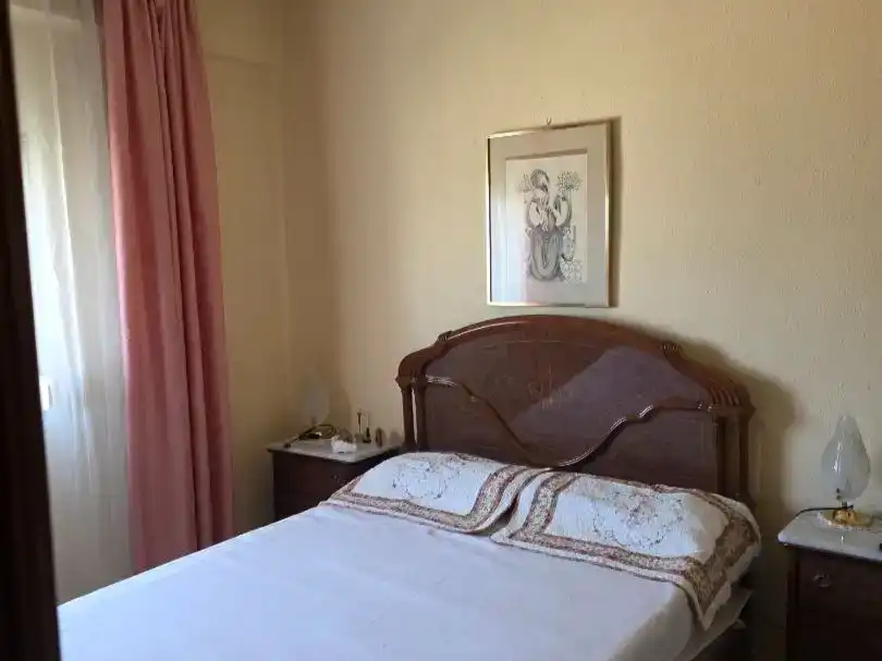 Dormitori de Pis en venda en Sur