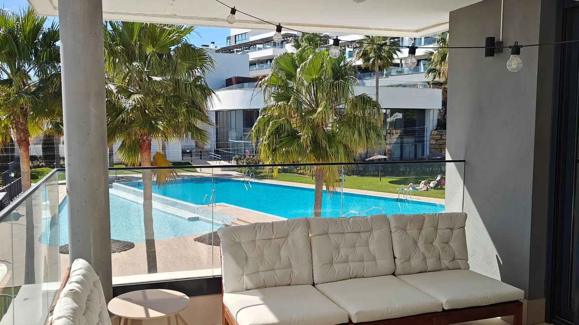 Terraza de Piso en venta en Estepona con Aire acondicionado, Calefacción y Terraza