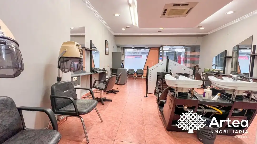 Local comercial en venda a Grupo Tomás Zubiría Ybarra, imagen 26