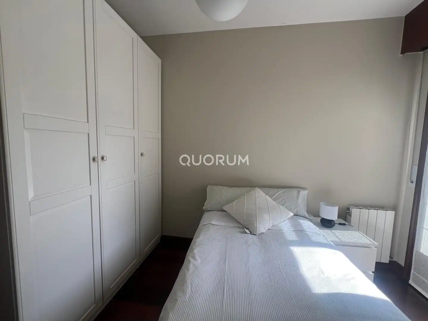 Bedroom of Flat for rent in Bilbao   with Heating and Furnished