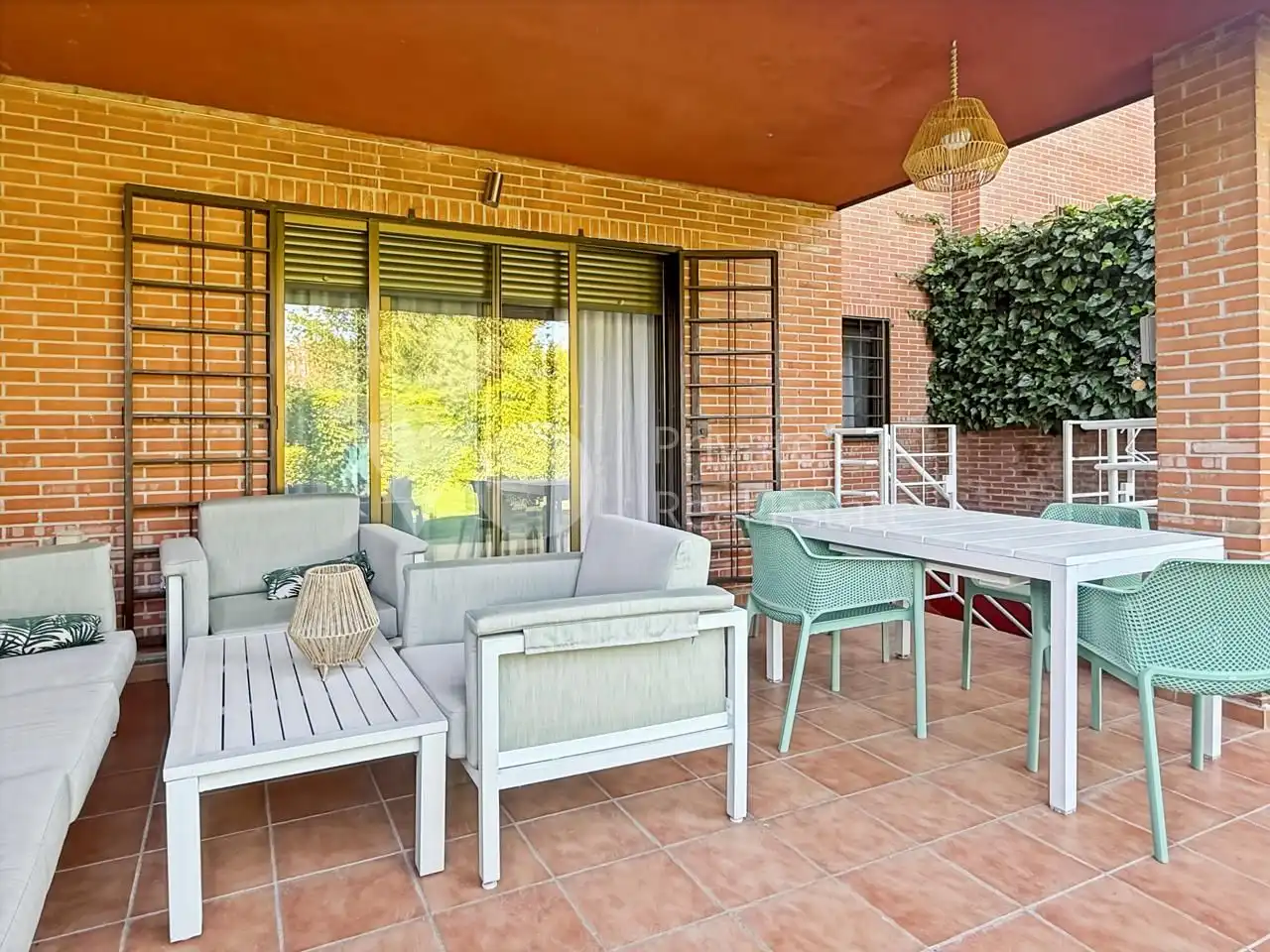 Terraza de Casa adosada en venta en Majadahonda con Aire acondicionado, Calefacción y Jardín privado