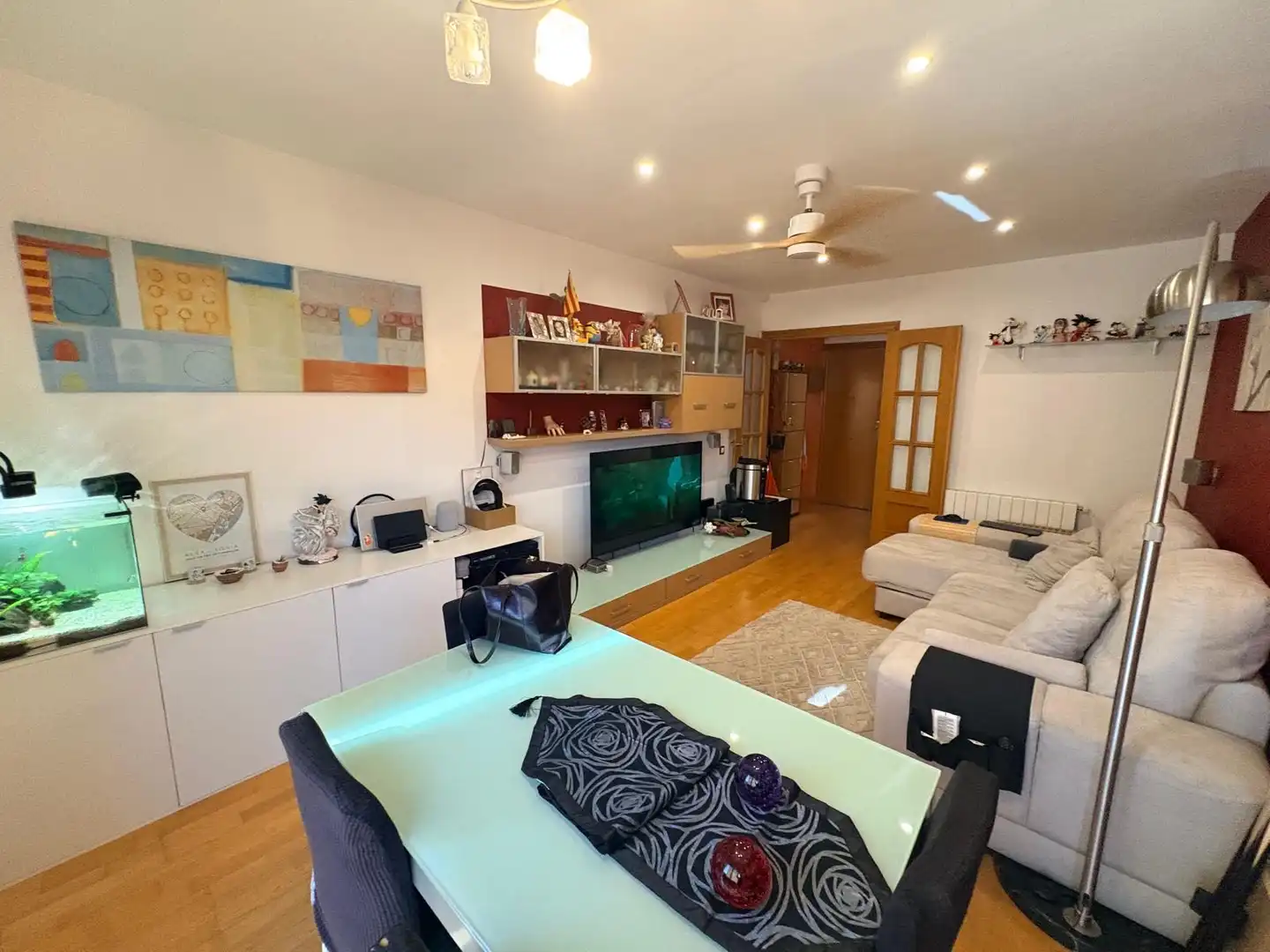 Sala de estar de Piso en venta en Pallejà con Aire acondicionado, Calefacción y Parquet