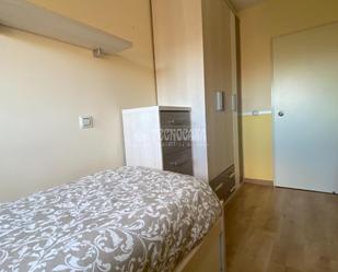 Bedroom of Flat to rent in  Madrid Capital  with Air Conditioner and Heating