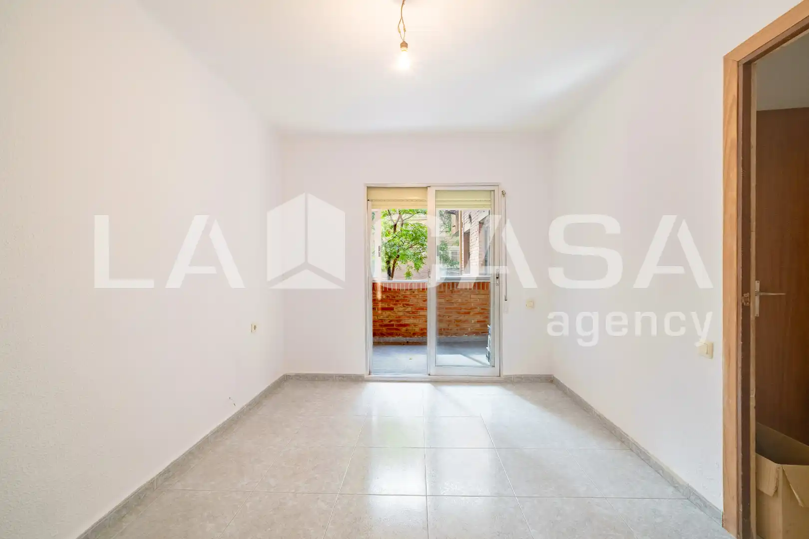 Flat with terrace for sale in Avinguda de Blasco Ibáñez, imagen 3