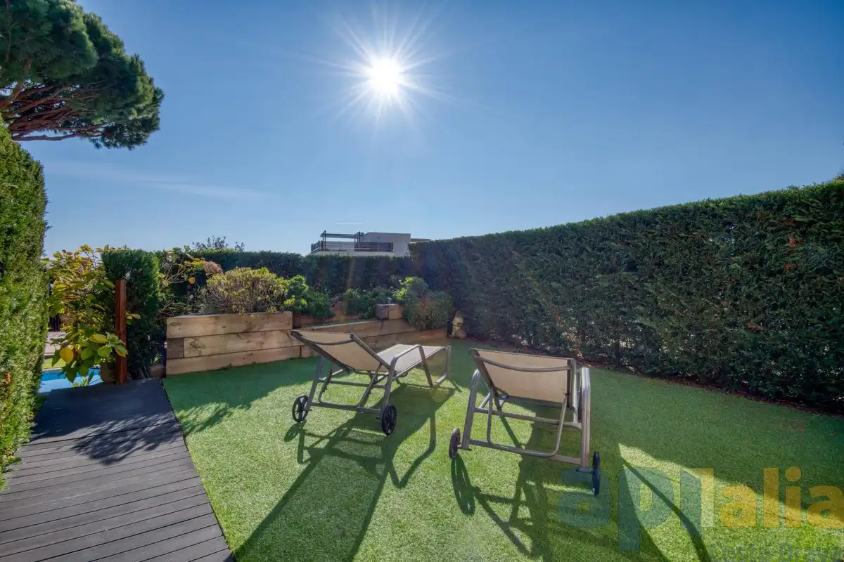 Terrassa de Casa adosada en venda en Sant Feliu de Guíxols amb Calefacció, Jardí privat i Terrassa